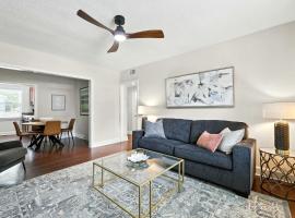 Sleek 2 BR Condo - 2 block from San Marco, khách sạn ở Jacksonville