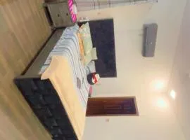 Sadia Villa