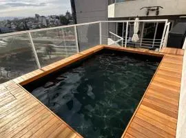 Departamento c/ piscina climatizada privada, 4 habitaciones en el centro de Cordoba