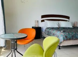 Tikal Sunrise House