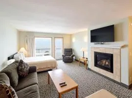 Top-Floor Deluxe Suite With Ocean View - Sleeps Six