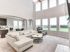Grand Family Home with Patio and Fenced Yard in Arcola
