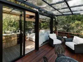 Luxury Eco Pod - Sunny Coast Retreat!