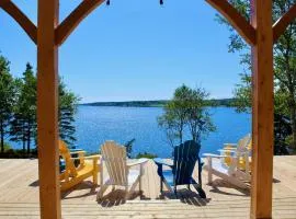 Whitecaps Retreat Beach House
