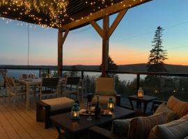 Whitecaps Summit Beach House, hotel 