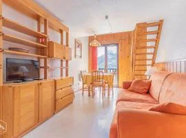 Appartement vintage-chic près des pistes avec parking et vue - FR-1-840-31
