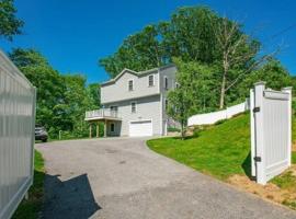 Elegant 3BR Home in Worcester, hotell sihtkohas Worcester