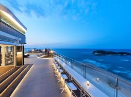 Renebleu by Sol Beach, מלון בOho-ri