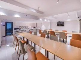 City Comfort Inn Wuzhou Sanqi City Rose Lake Park
