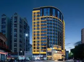 Vienna Hotel Xinfeng West High-Speed Railway Station
