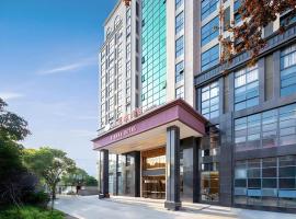 Vienna Hotel Jiangxi Fengcheng Fnegkuang, hotel v destinaci Fengcheng