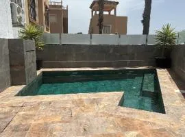 Casa con piscina