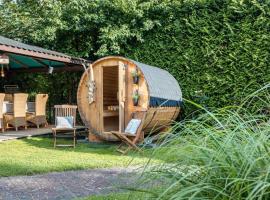 Traumhaus Whirlpool Sauna Grill, hotel con bañera de hidromasaje en Hamburgo