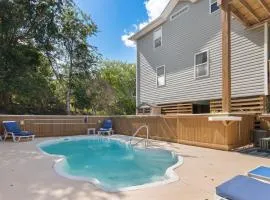 2155 - B and B`s Oasis by the Sea