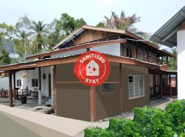 OYO 90176 D'cruz Sunrise Villa, ξενοδοχείο σε Pantai Kok