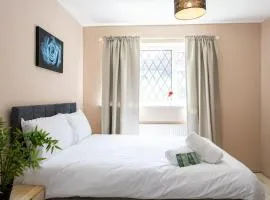 Northern House Free Parking