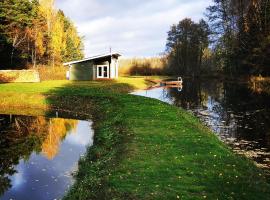 Rabamaja ja Rabasaun, caba&ntilde;a o casa de campo en Kolga