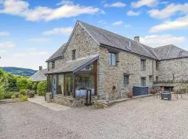 Hays Boathouse-Maes-Y-Caer