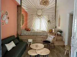 Hidden Lemons - Boho stay in Rhodes