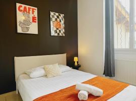 Terrazzo - Appartement 6 personnes - Check in h24 & Wifi, hôtel à Oullins