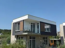 Aurum Villas Smokinya Beach 4