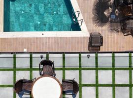 Private Luxury Villa, River View, hotel med pool i Shkod&euml;r