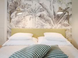 Green flat by GrazRentals with garden view & parking included, hotel ve uŠtýrském Hradci