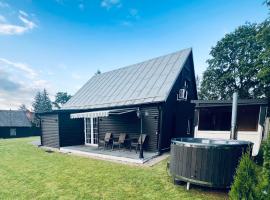 Už Karvelius - Sodyba Biržų mieste, hotel med boblebade i Biržai