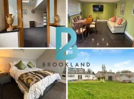 Two Bedroom House by Brookland Stays Serviced Accommodation Short Lets Deeside with Free WiFi
