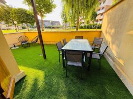 Pirineos2000, Hotel in Jaca