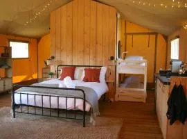 Seven Hills Hideaway - Two Bedroom