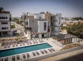 Kalamon Luxury Suite 105 with Pool and Gym