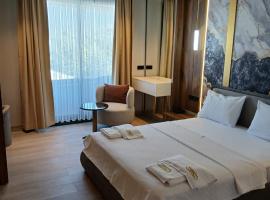 Golden Stone Hotel Akçay, hotel v destinaci Edremit