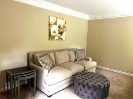 2-story family pool home in Oxford, 30 min to ATL