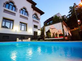 Cetate Residence, hotel a Braşov