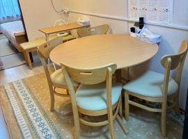 大阪三姐妹天下茶屋館 Three Sisters Lodge -Tengachaya, cabin in Osaka