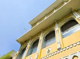 Diwan House