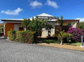 Maison avec terrasse à Saint-François - 50 m² avec spa