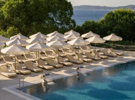 Valmar Corfu، فندق في آغيوس يوانيس بيريستريون