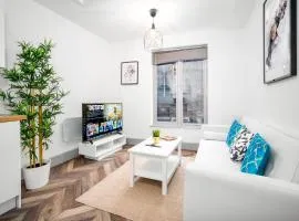 Stylish Apartment - Wolverhampton City Centre - High-Speed Internet 12AC