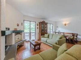 Apartment La Casa dei Frassini by Interhome