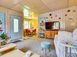 Lustron of the Lakes Retro MCM Gem in Tangletown