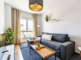 Elite Beachside Retreat FREE Parking - Malaga Beach