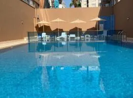Central Spacious 3 Bedroom 3 Bathroom Flat