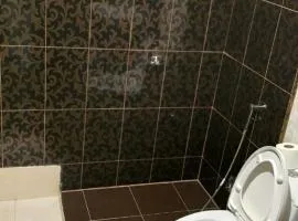 منازل دانا للشقق المخدومة العزيزية