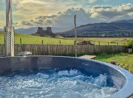 Jacobite Lodge by The House of Danu, chalet de monta&ntilde;a en Kingussie