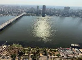 Abdulaziz Al Saud Street - Panoramic Nile-Pyramids view 3BR Apartment