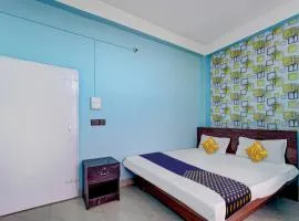 Hotel O Home Trimurti guest house