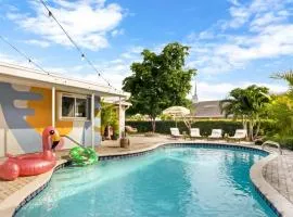 colorfully designed 4 bedroom home with pool