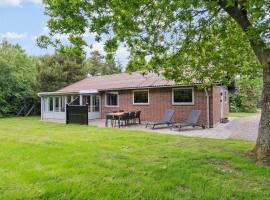 198-Ringkobing-Bogealle-8, hotel en Nørby